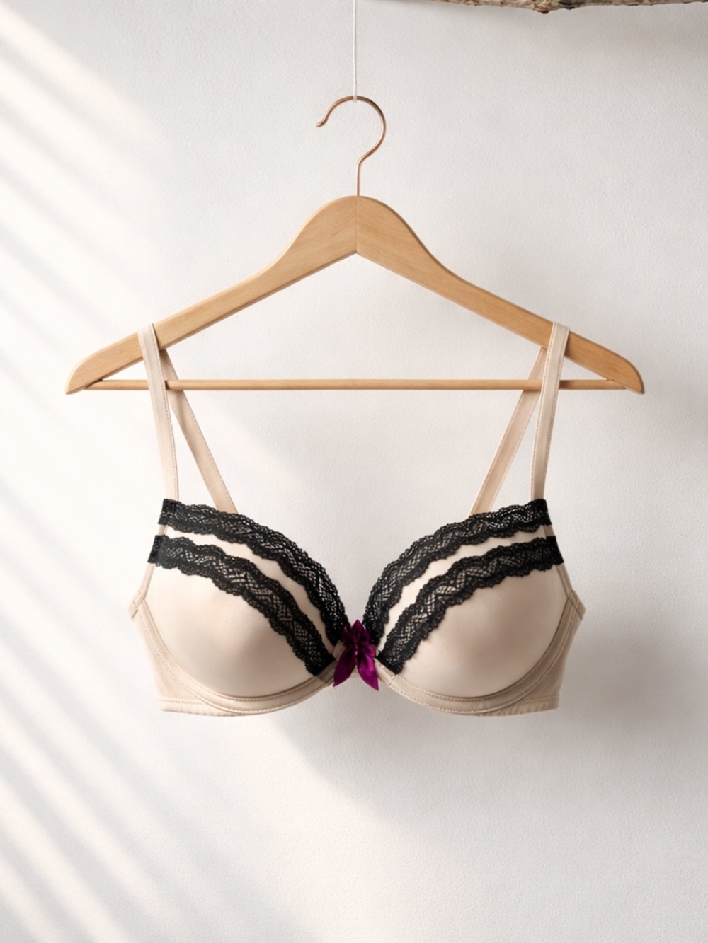 La SENZA Light Pink and Black Lace Bra light push-up | 32A